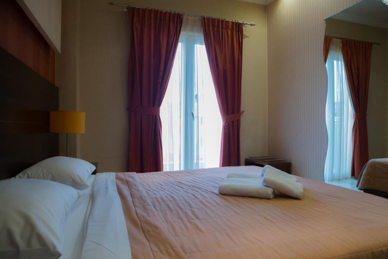 Lidra Hotel Aridaía エクステリア 写真