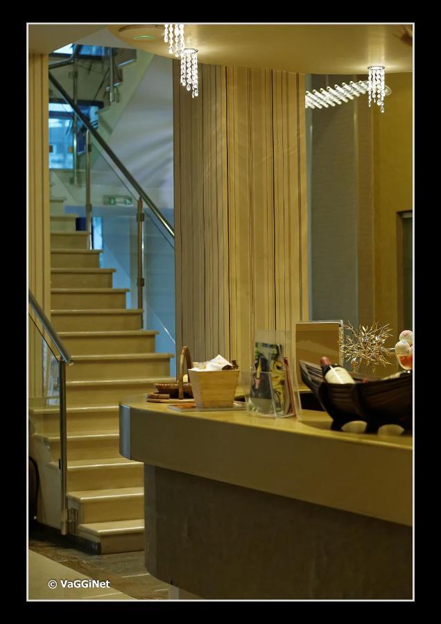 Lidra Hotel Aridaía エクステリア 写真
